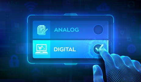 IAM-Lösung von Engity für nicht digitale Menschen Eine Hand tippt auf einem virtuellen Touchscreen auf den Punkt Digital anstatt Analog, da für nicht digitale Menschen digitale Zugriffslösungen keine Hürde mehr sein sollten.